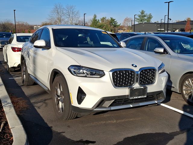 2022 BMW X4 xDrive30i