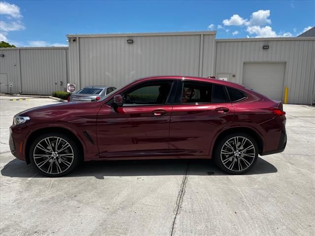 2022 BMW X4 xDrive30i