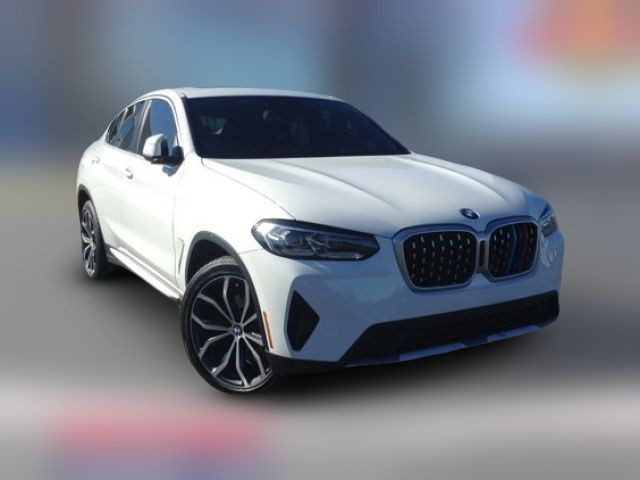 2022 BMW X4 xDrive30i