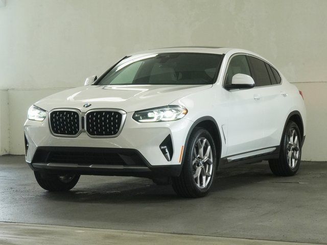 2022 BMW X4 xDrive30i