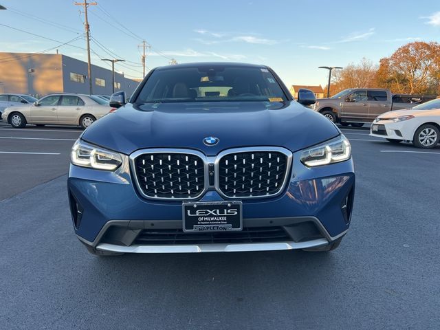 2022 BMW X4 xDrive30i