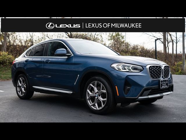 2022 BMW X4 xDrive30i