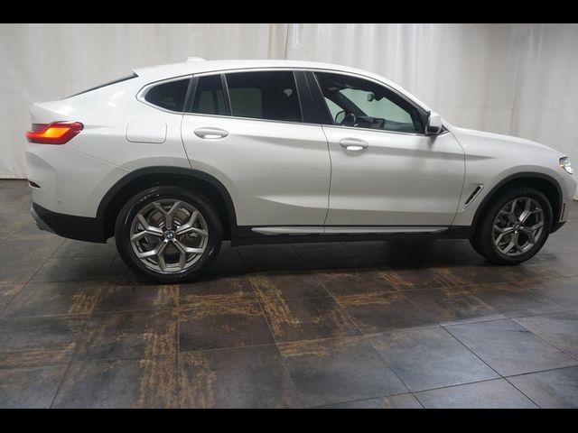 2022 BMW X4 xDrive30i