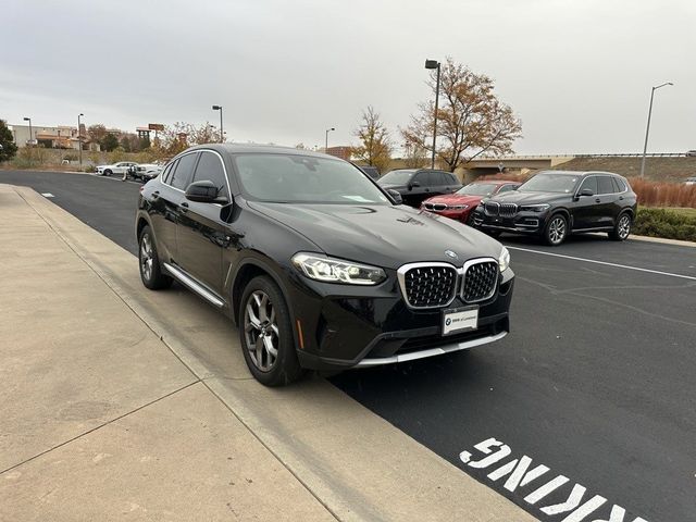 2022 BMW X4 xDrive30i