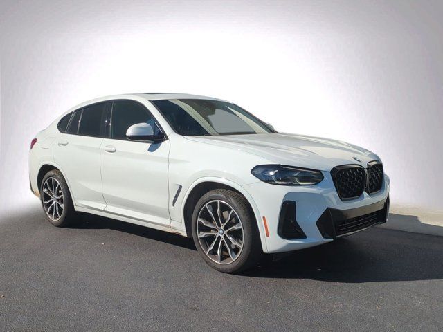 2022 BMW X4 xDrive30i