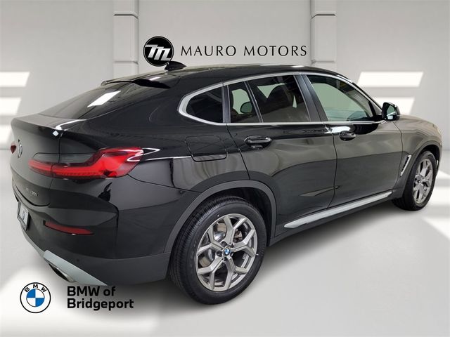 2022 BMW X4 xDrive30i