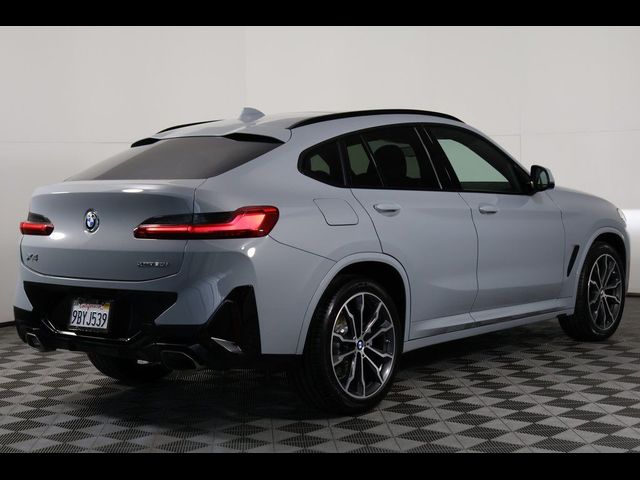 2022 BMW X4 xDrive30i