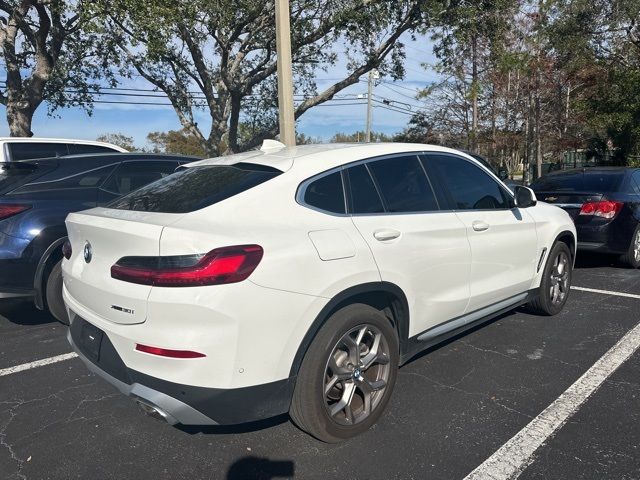 2022 BMW X4 xDrive30i