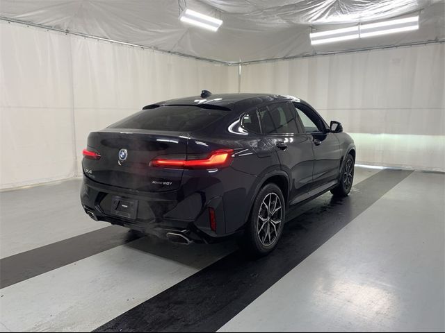 2022 BMW X4 xDrive30i