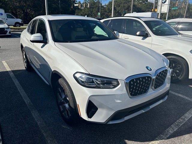 2022 BMW X4 xDrive30i