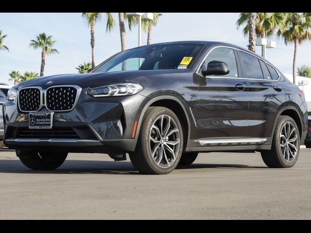 2022 BMW X4 xDrive30i