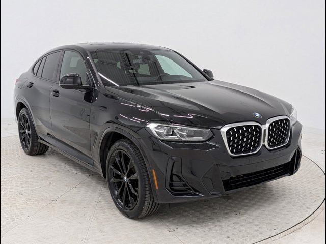 2022 BMW X4 xDrive30i