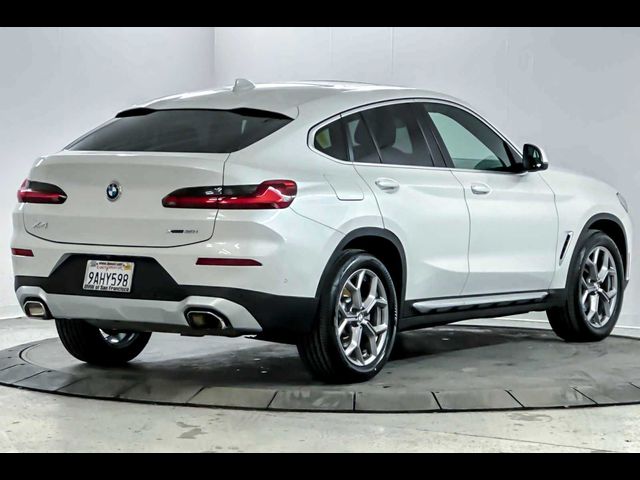 2022 BMW X4 xDrive30i