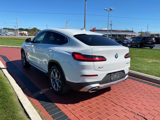 2022 BMW X4 xDrive30i