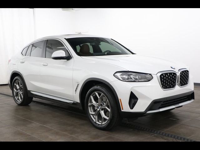 2022 BMW X4 xDrive30i