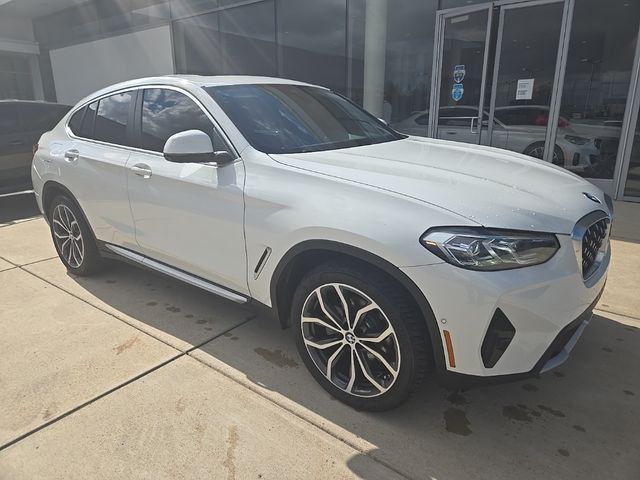 2022 BMW X4 xDrive30i