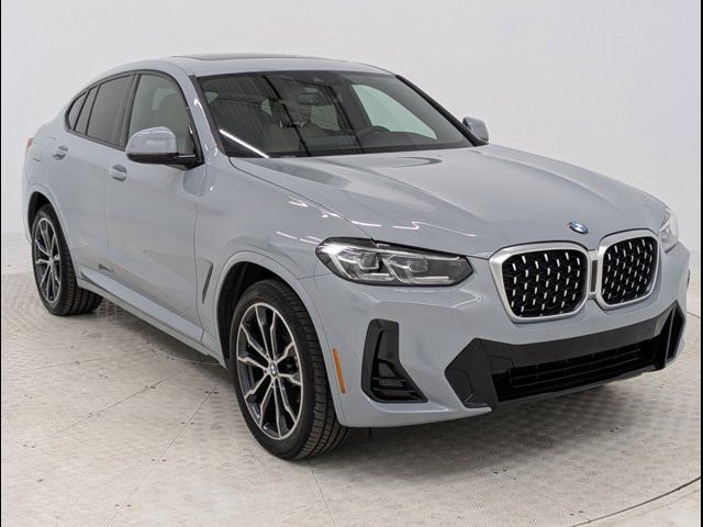 2022 BMW X4 xDrive30i