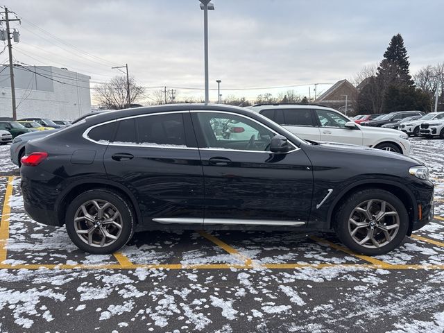 2022 BMW X4 xDrive30i