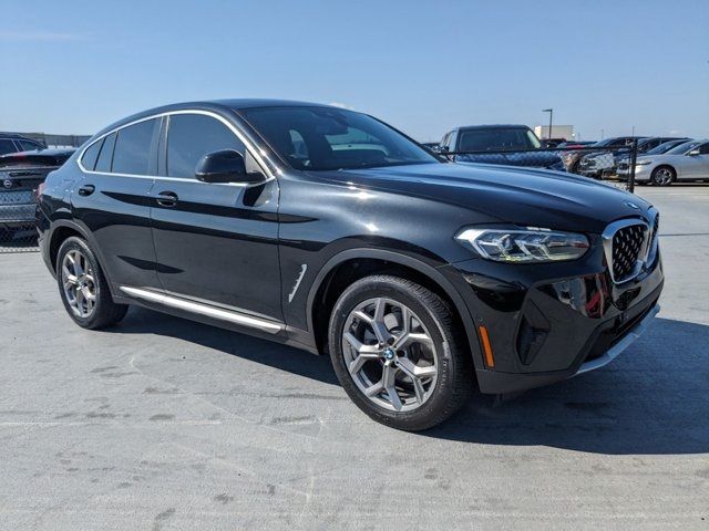 2022 BMW X4 xDrive30i