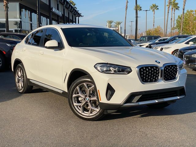 2022 BMW X4 xDrive30i