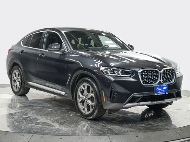 2022 BMW X4 xDrive30i