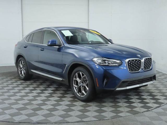 2022 BMW X4 xDrive30i