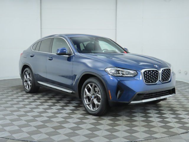 2022 BMW X4 xDrive30i