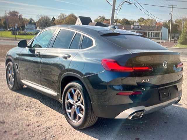 2022 BMW X4 xDrive30i