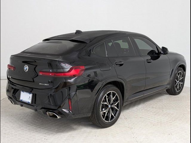 2022 BMW X4 xDrive30i