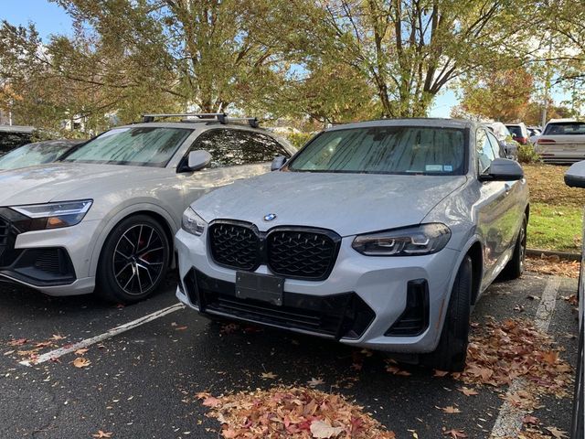 2022 BMW X4 xDrive30i