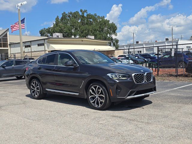 2022 BMW X4 xDrive30i