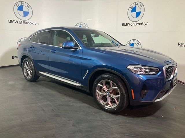 2022 BMW X4 xDrive30i