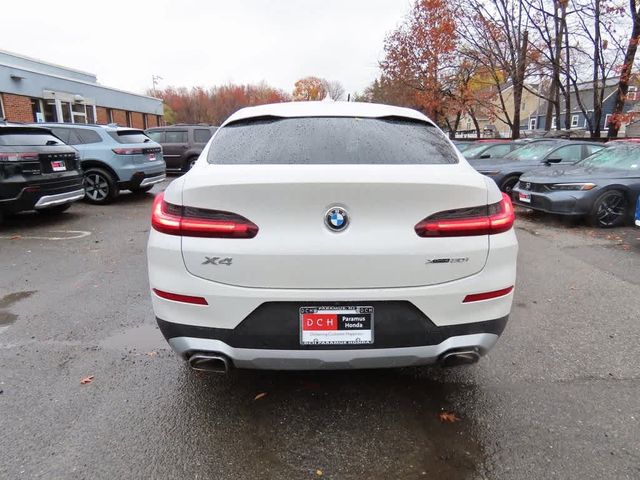 2022 BMW X4 xDrive30i