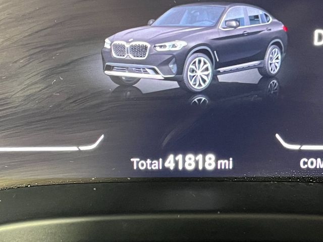 2022 BMW X4 xDrive30i