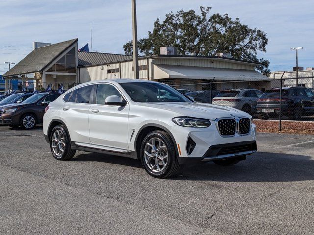 2022 BMW X4 xDrive30i