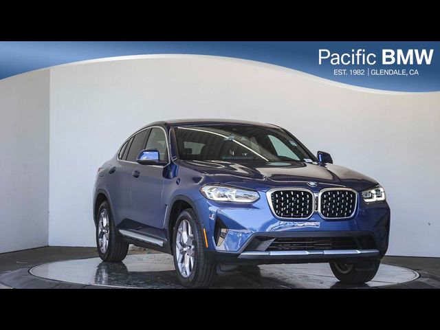 2022 BMW X4 xDrive30i