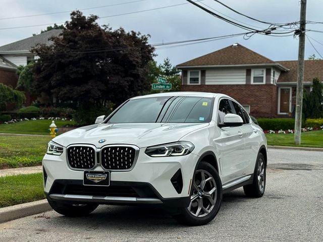 2022 BMW X4 xDrive30i