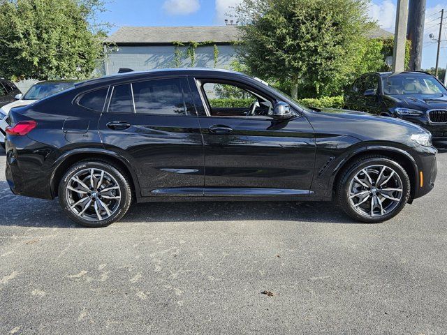 2022 BMW X4 xDrive30i