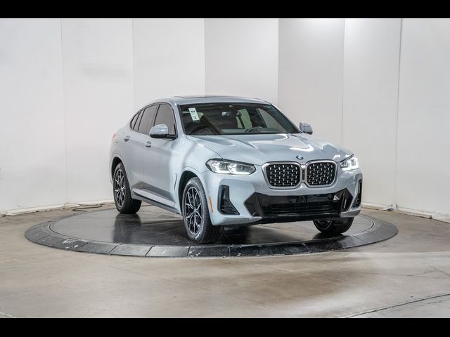 2022 BMW X4 xDrive30i