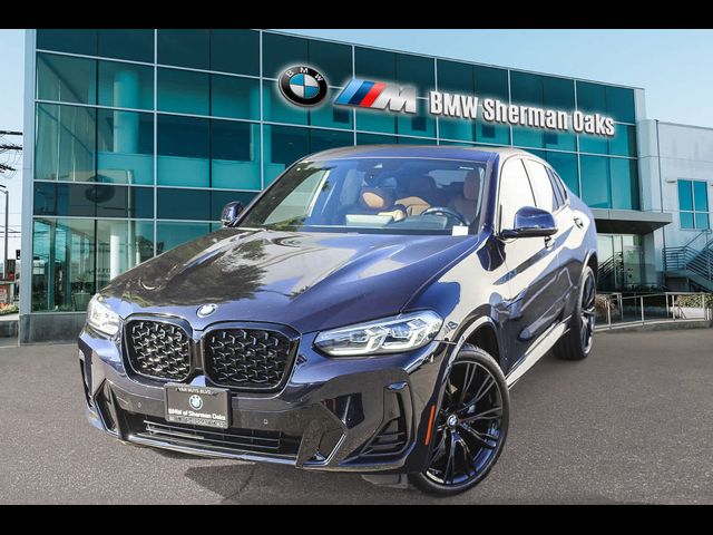 2022 BMW X4 xDrive30i