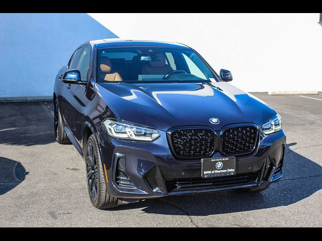 2022 BMW X4 xDrive30i