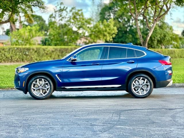 2022 BMW X4 xDrive30i