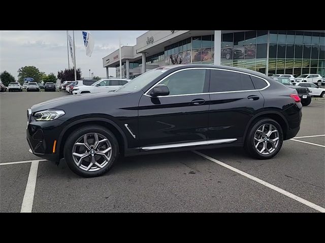 2022 BMW X4 xDrive30i