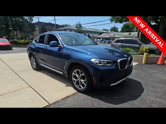 2022 BMW X4 xDrive30i