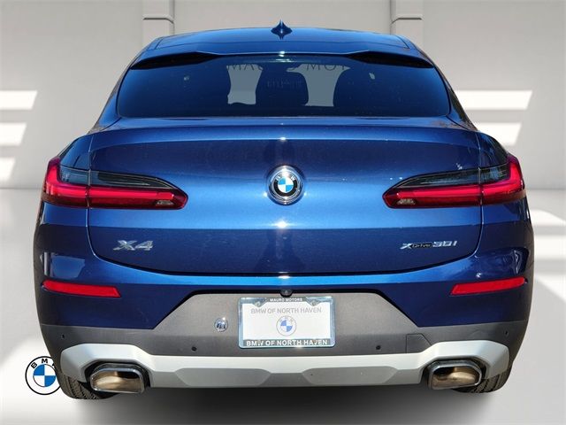 2022 BMW X4 xDrive30i