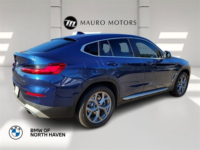 2022 BMW X4 xDrive30i