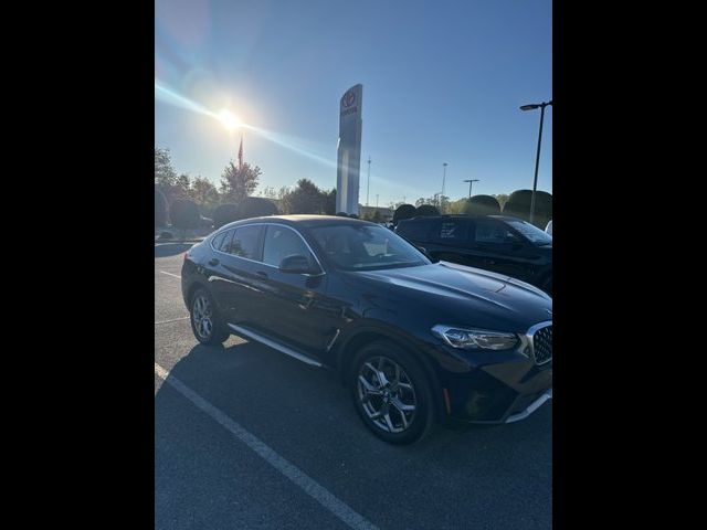 2022 BMW X4 xDrive30i