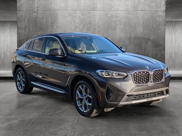 2022 BMW X4 xDrive30i