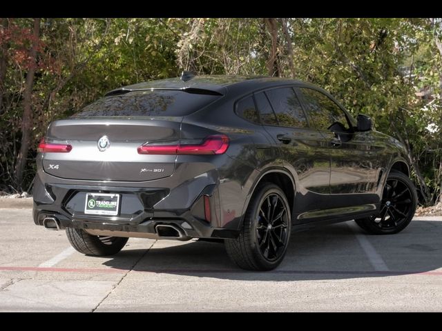 2022 BMW X4 xDrive30i