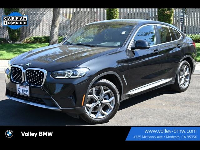 2022 BMW X4 xDrive30i